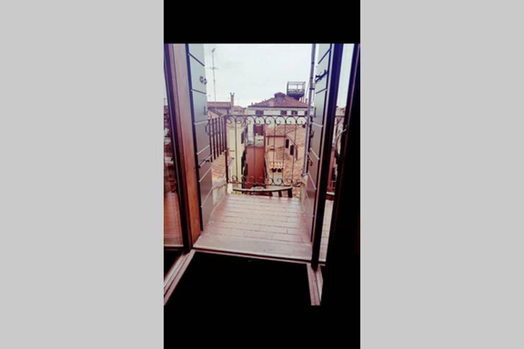 Large Top 3 Rooms Flat Central Rialto เวนิส ภายนอก รูปภาพ